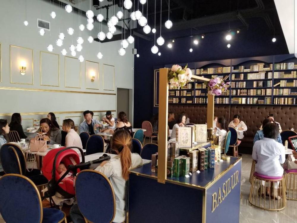 30572247_10156239154519512_1350874910896947200_o